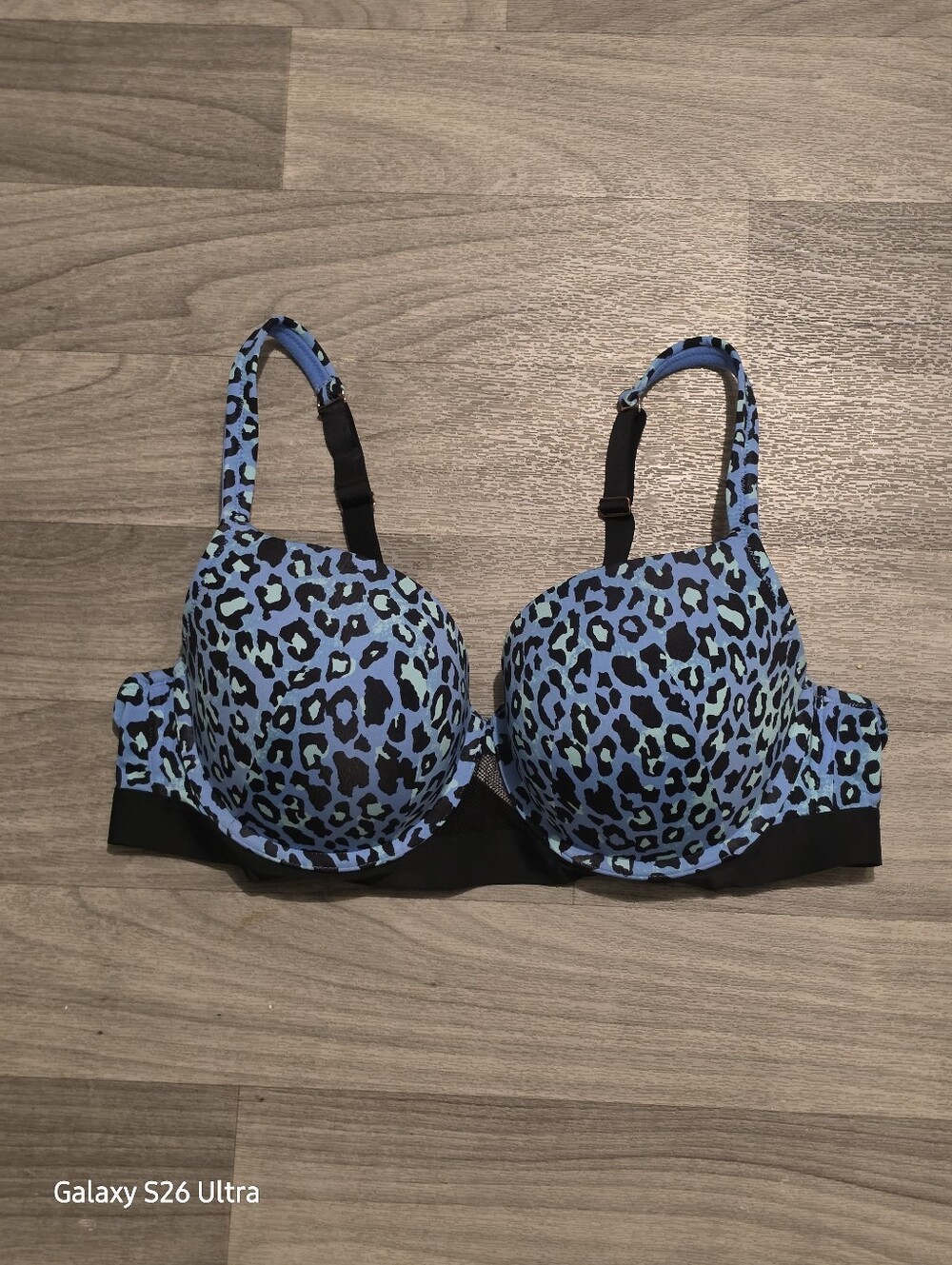 Cacique Size 42C Black and Blue Leopard Print Bra Underwire, Push-up